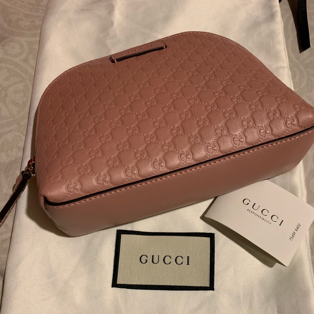 Gucci cosmetics bag